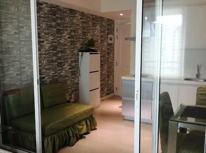 Azure Urban Residences 5*